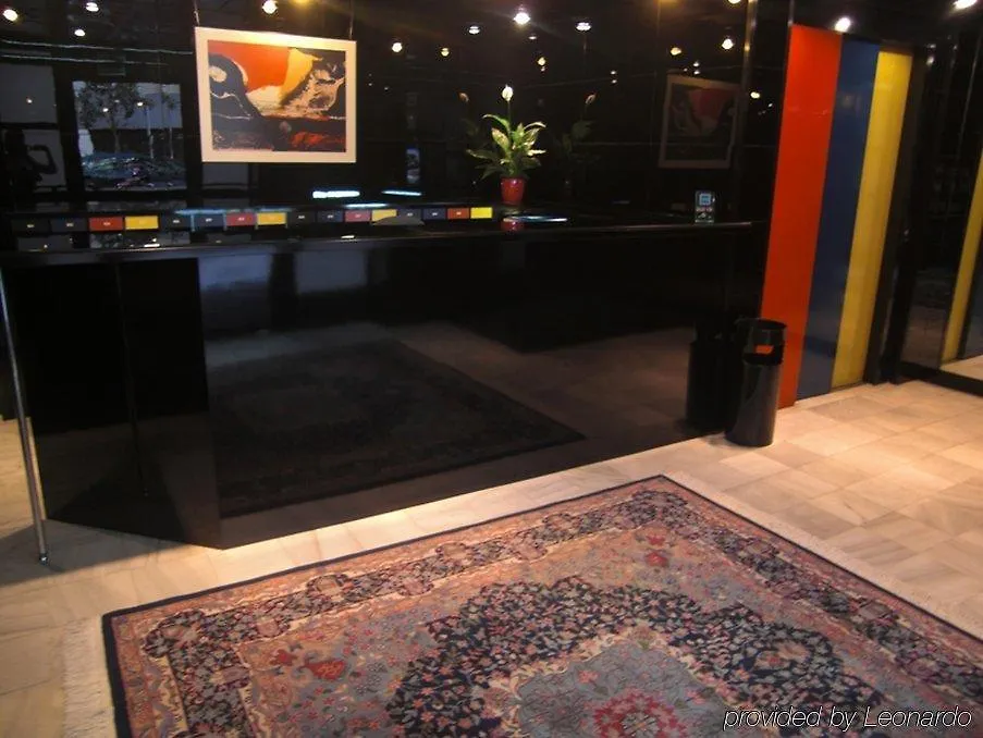 Apartamentos Descartes Barcelona 0*,  Spain