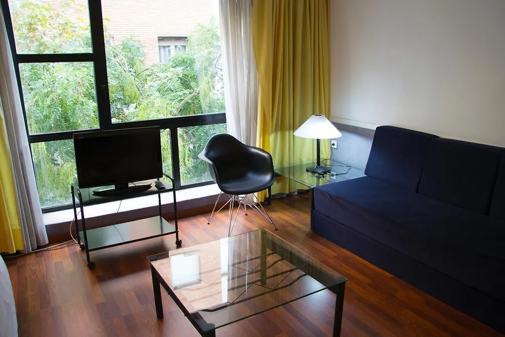 Apartamentos Descartes Barcelona