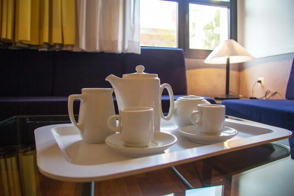 Apartamentos Descartes Barcelona 0*,