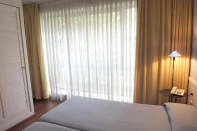 Apartment Apartamentos Descartes Barcelona Spain
