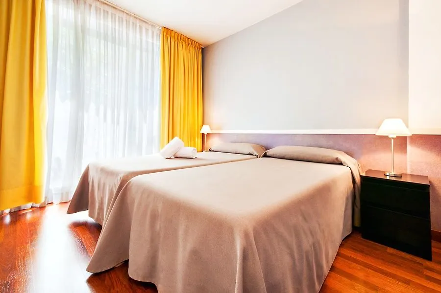 Apartamentos Descartes Barcelona Apartment