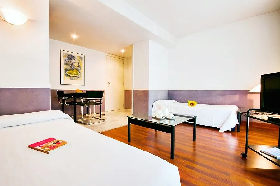 Apartamentos Descartes Barcelona