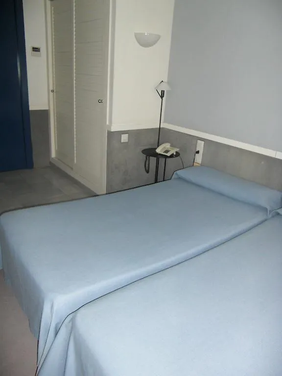 Apartamentos Descartes Barcelona